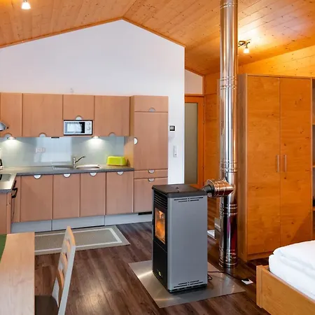 Heidi Apartman