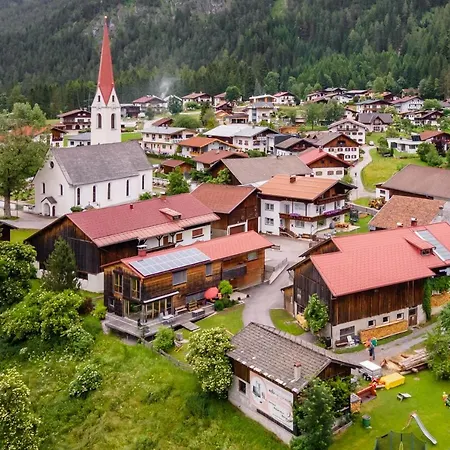 Heidi Apartman